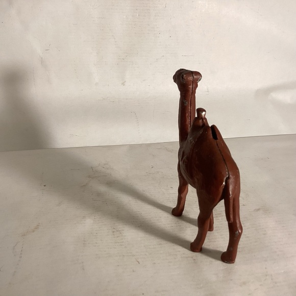 Vintage cast iron camel bank - Picture 5 of 7